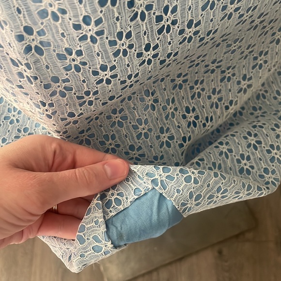 Vintage 1960s Light Blue & White Floral Lace Overlay Scalloped Tank Top & Skirt - Picture 9 of 16